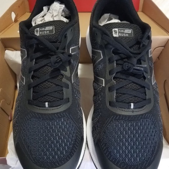 New Balance Shoes Size 4 Brand New 
